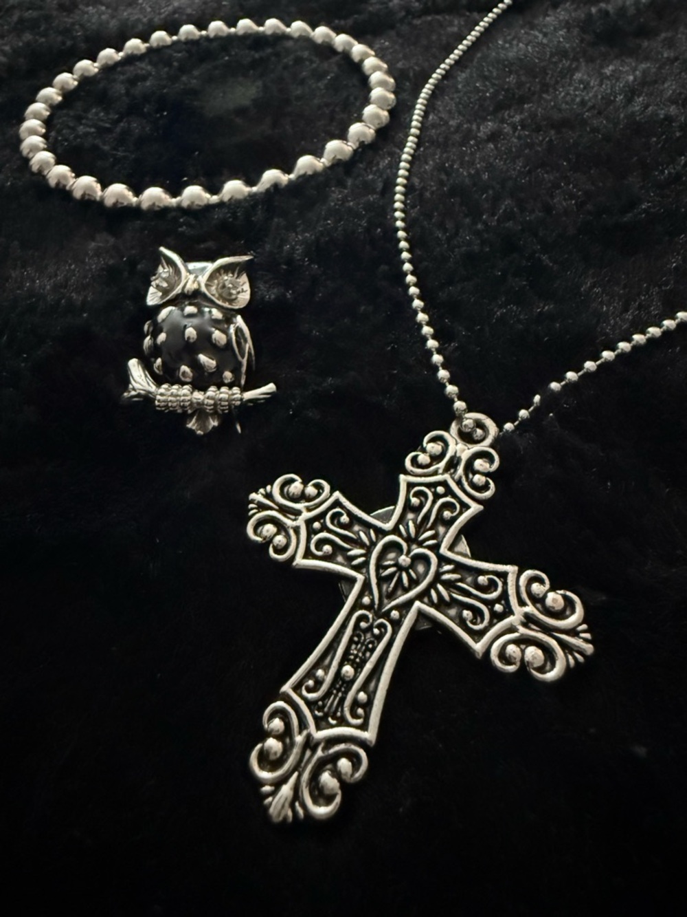 Vintage Curated Silver Tone 3 Pc Jewelry Set Cross Owl Brooch Bead Bangle Goth